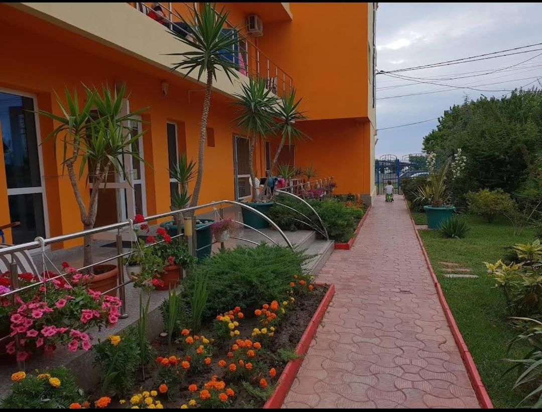 Vila Oranj Ξενοδοχείο Costinești Εξωτερικό φωτογραφία